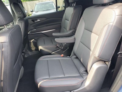 2024 Chevrolet Traverse Base