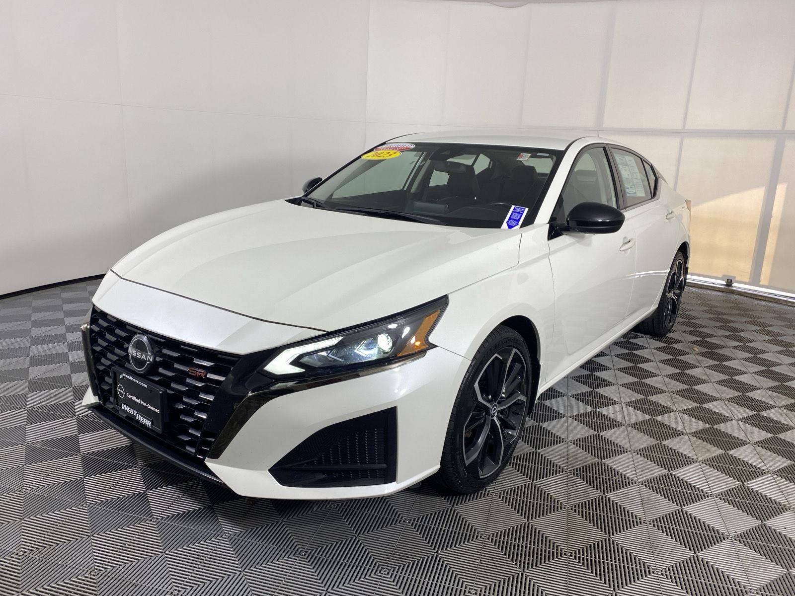 2023 Nissan Altima 2.5 SR