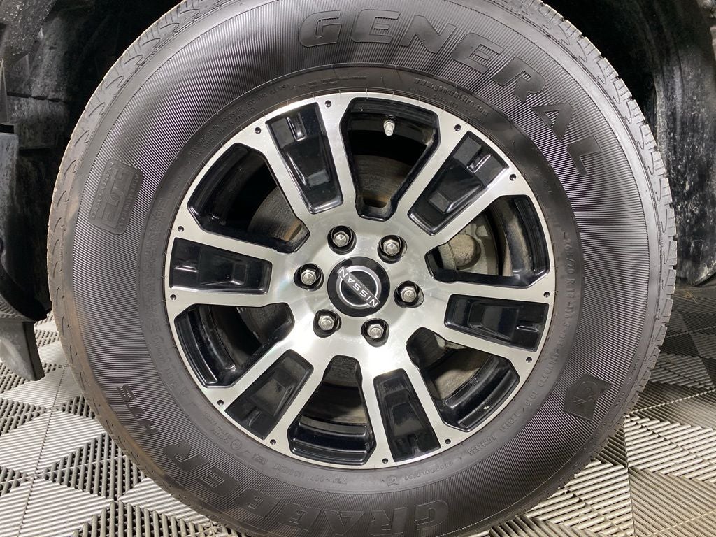 2024 Nissan Titan SV
