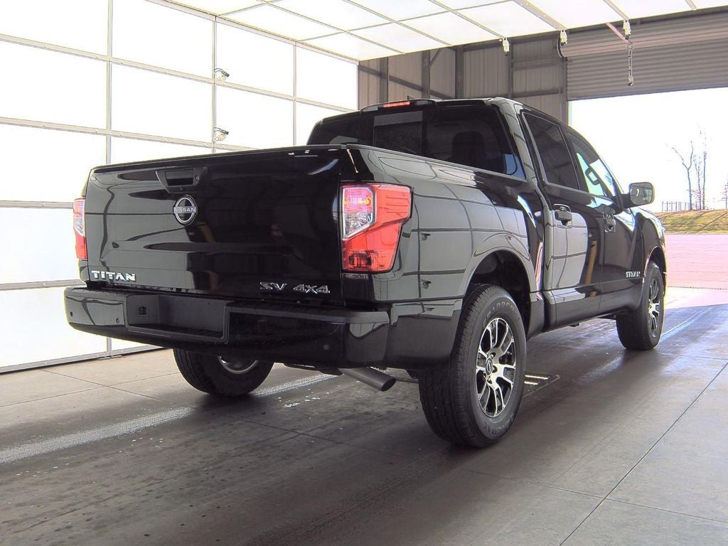 2024 Nissan Titan SV