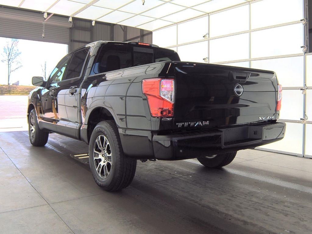 2024 Nissan Titan SV