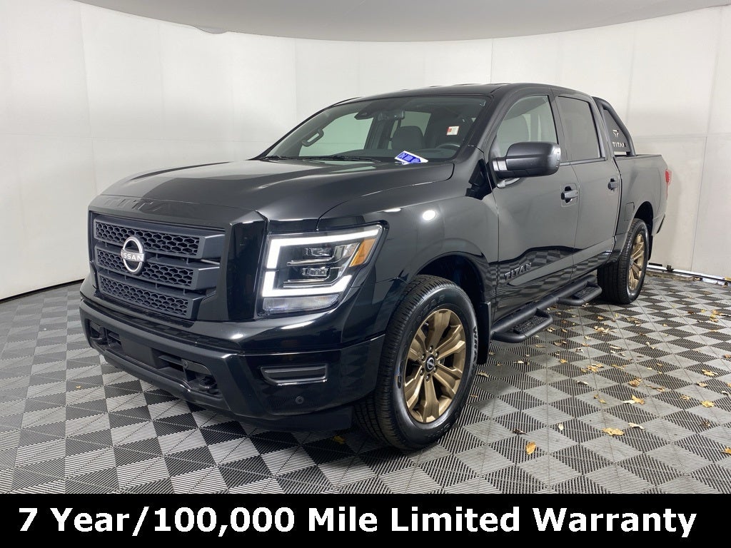 2024 Nissan Titan SV