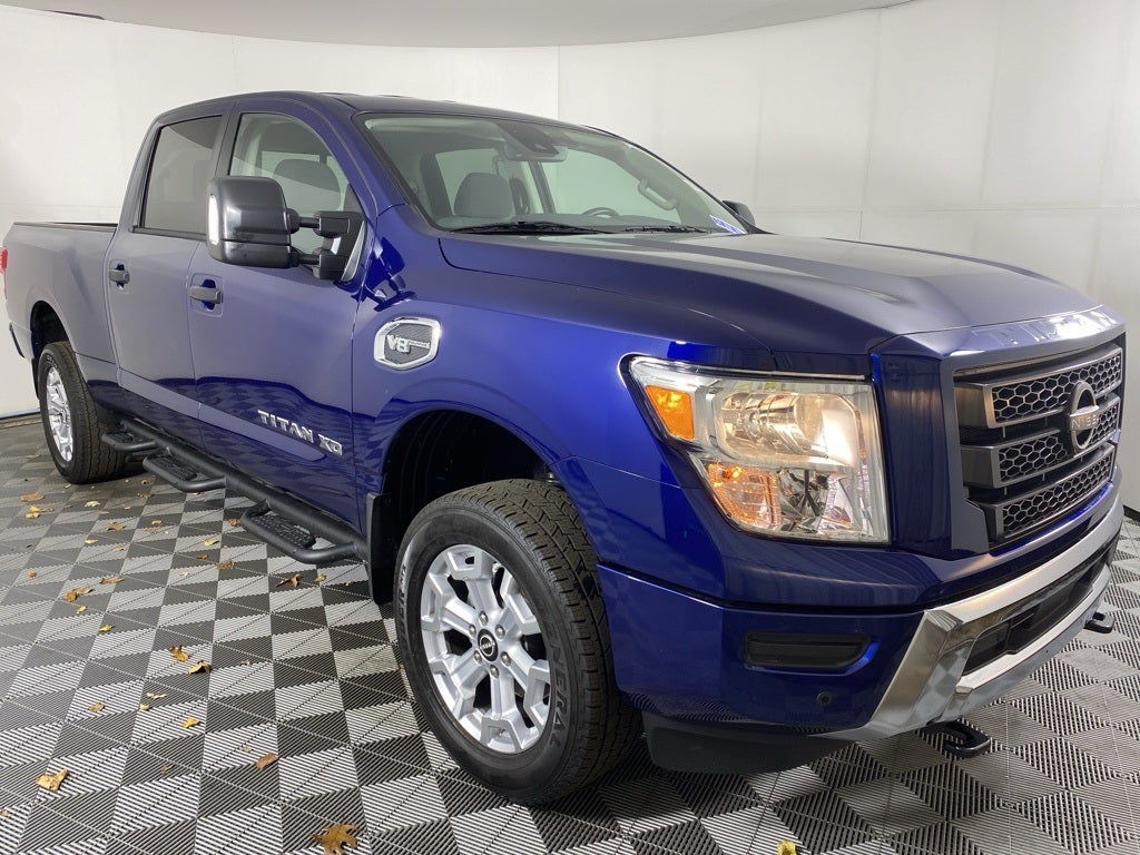 2024 Nissan Titan XD SV