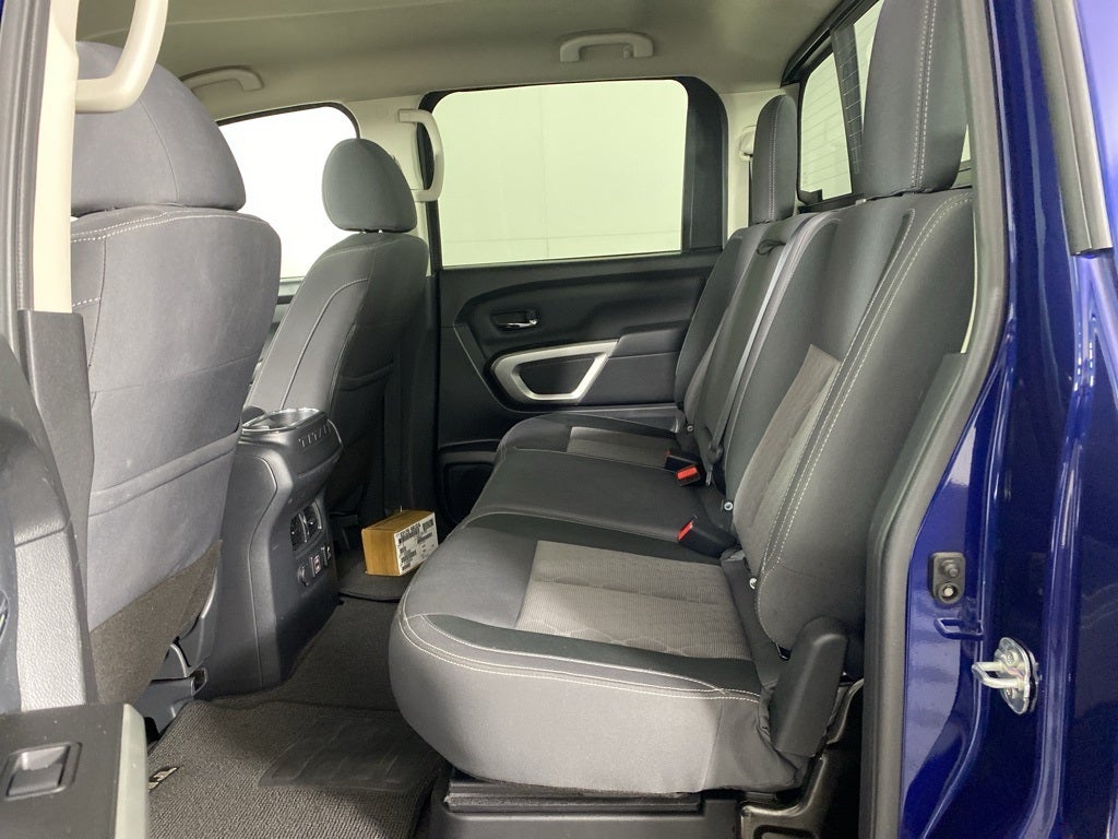 2024 Nissan Titan XD SV