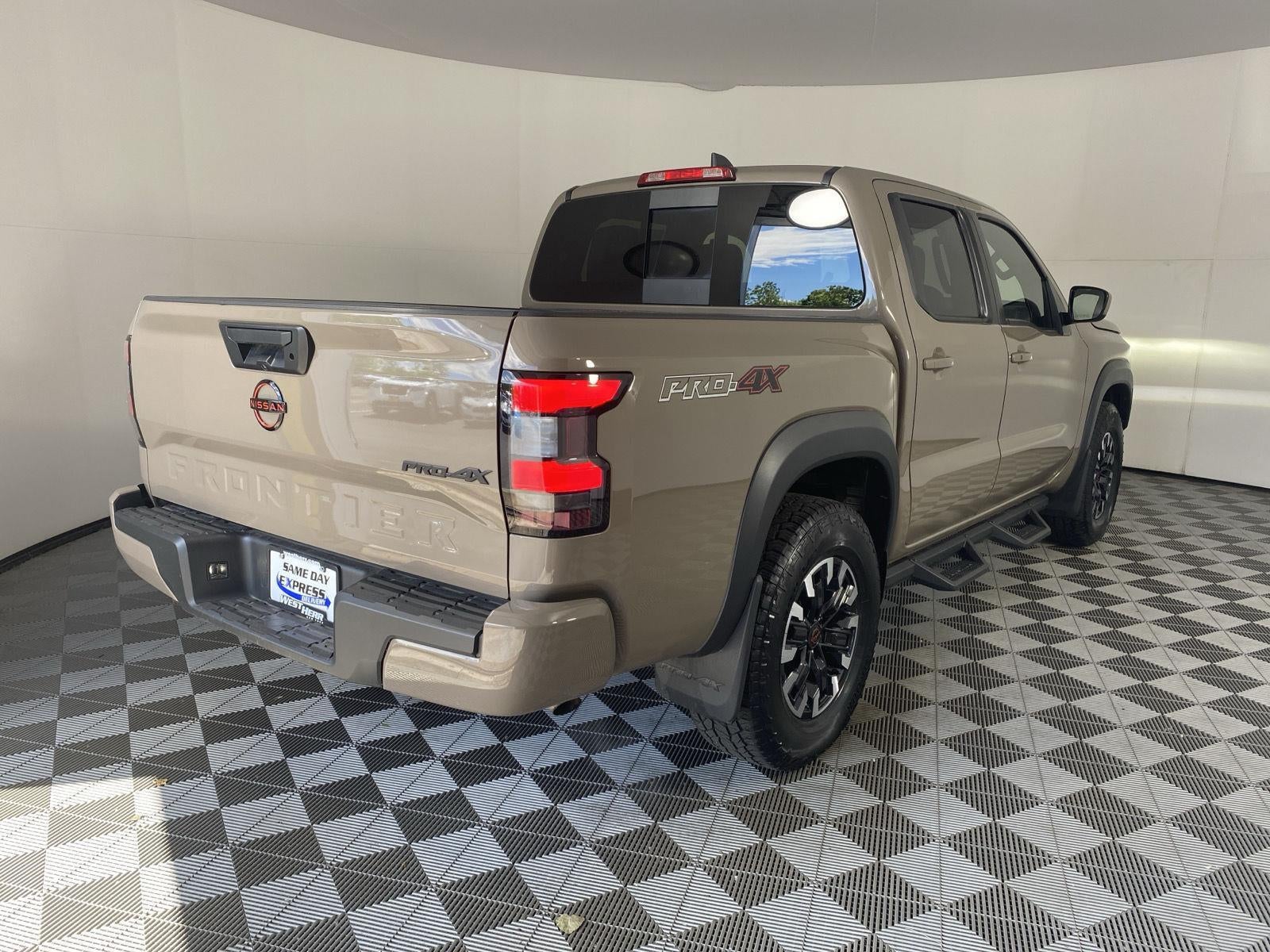 2024 Nissan Frontier PRO-4X