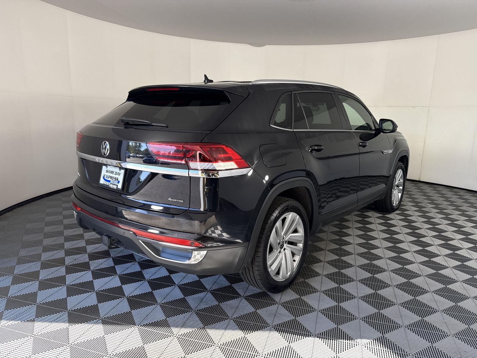 2023 Volkswagen Atlas Cross Sport 3.6L V6 SE w/Technology