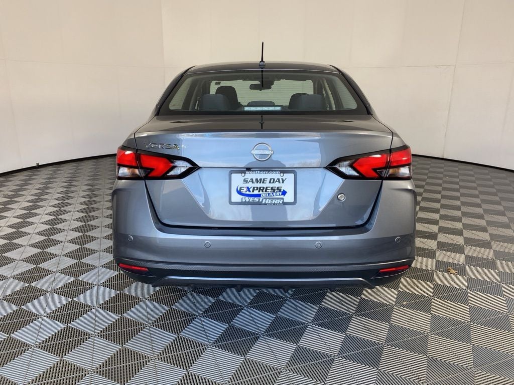 2024 Nissan Versa 1.6 S