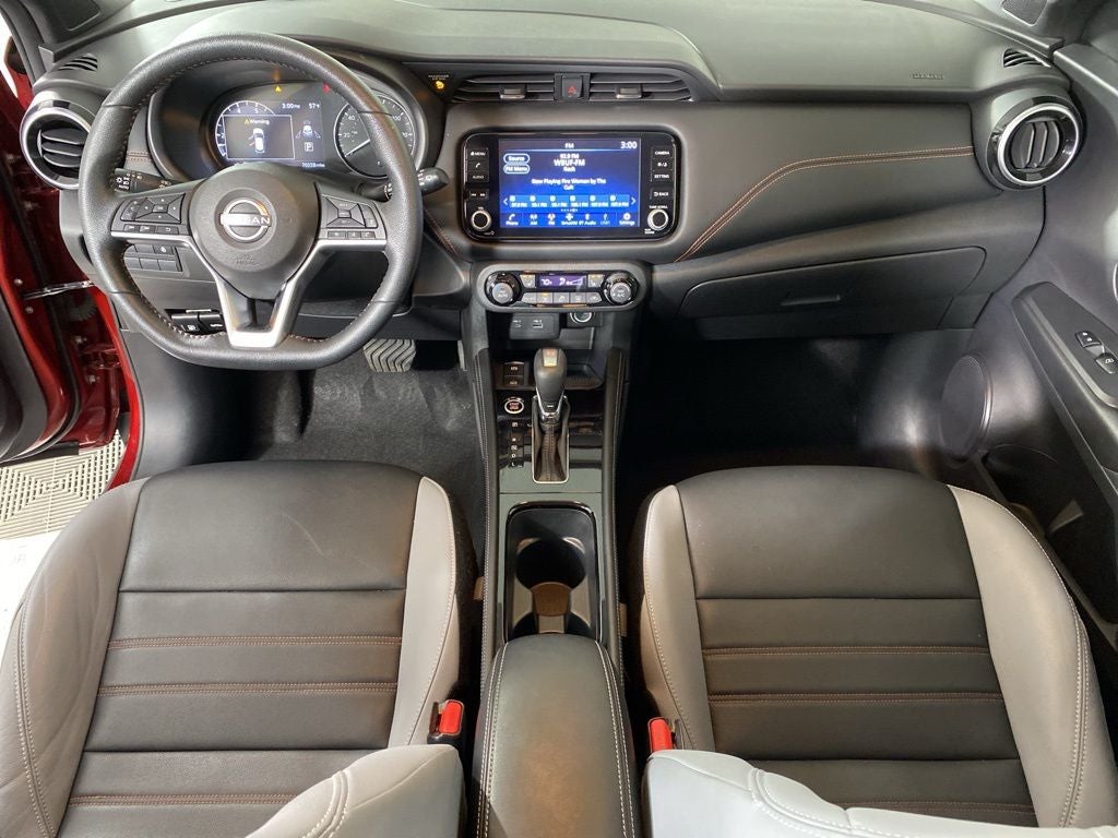 2023 Nissan Kicks SR