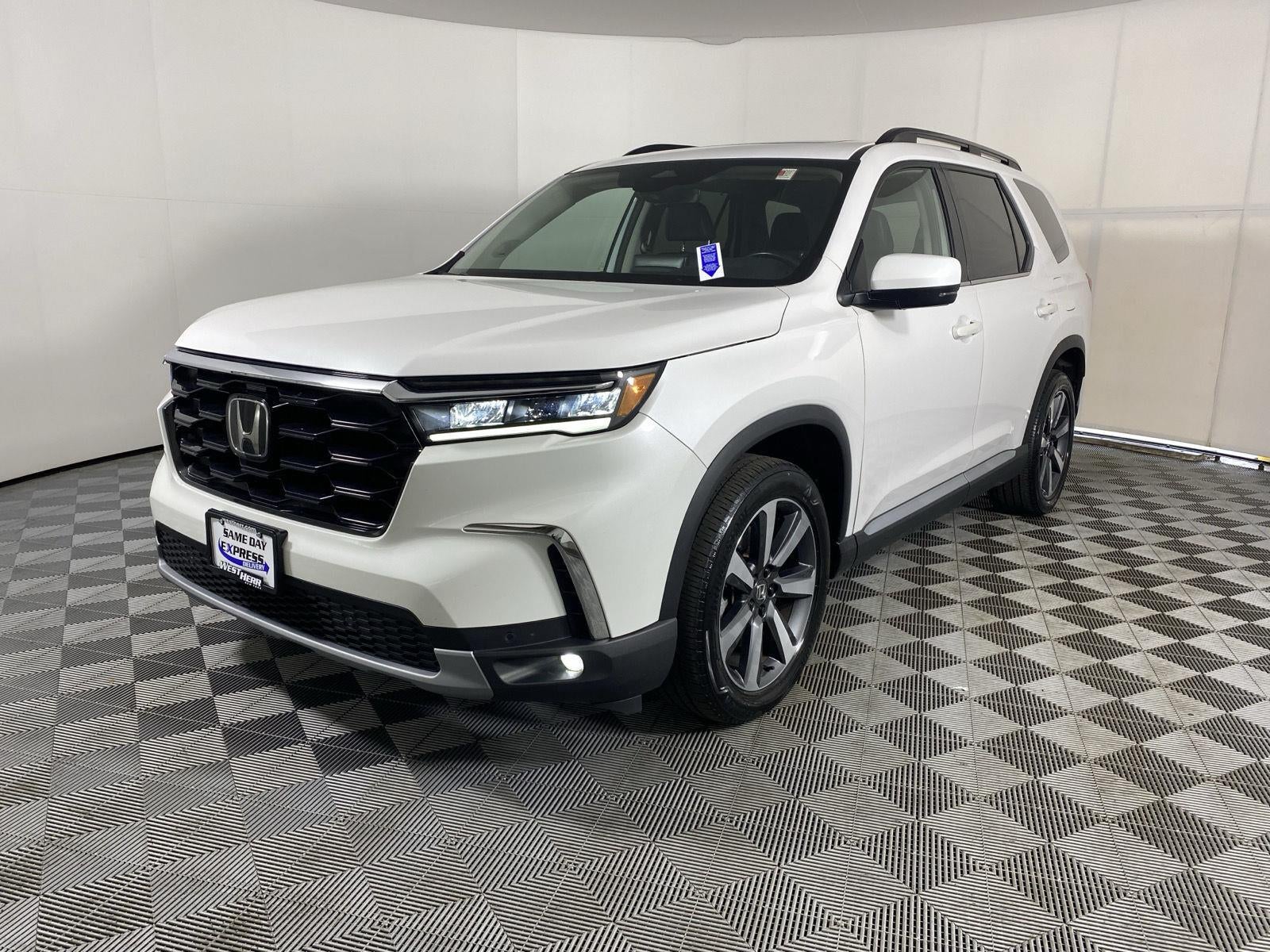 2023 Honda Pilot Touring