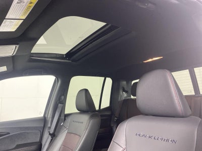 2025 Honda Ridgeline Black Edition