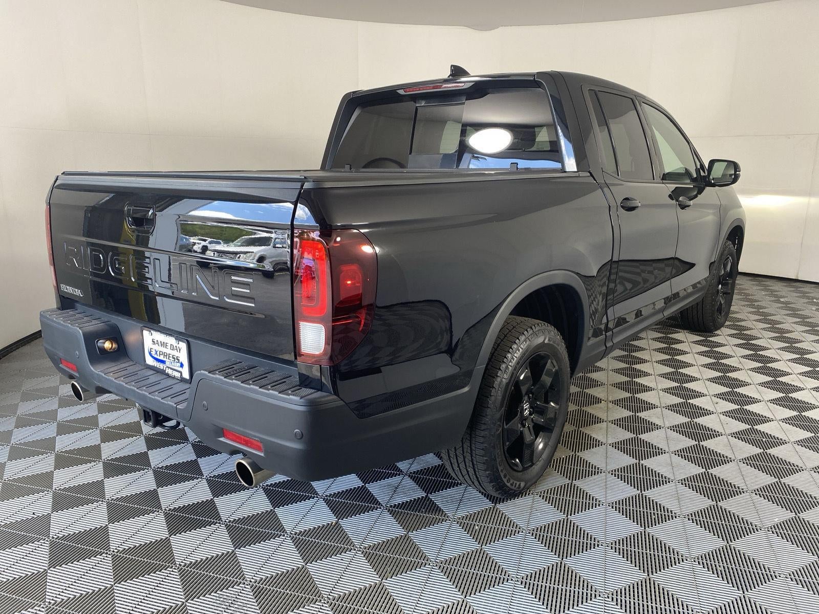 2025 Honda Ridgeline Black Edition