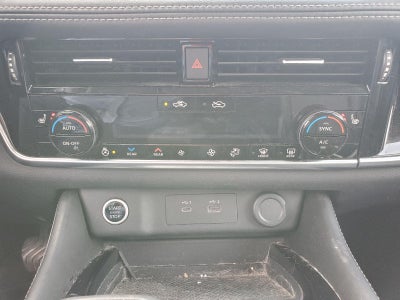 2022 Nissan Rogue SL