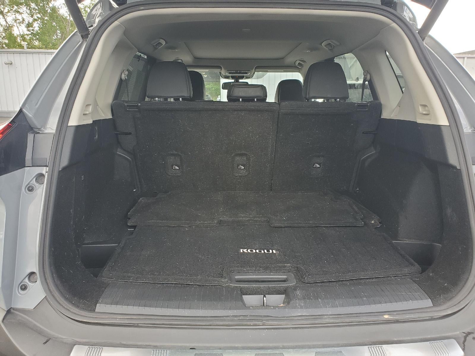 2022 Nissan Rogue SL