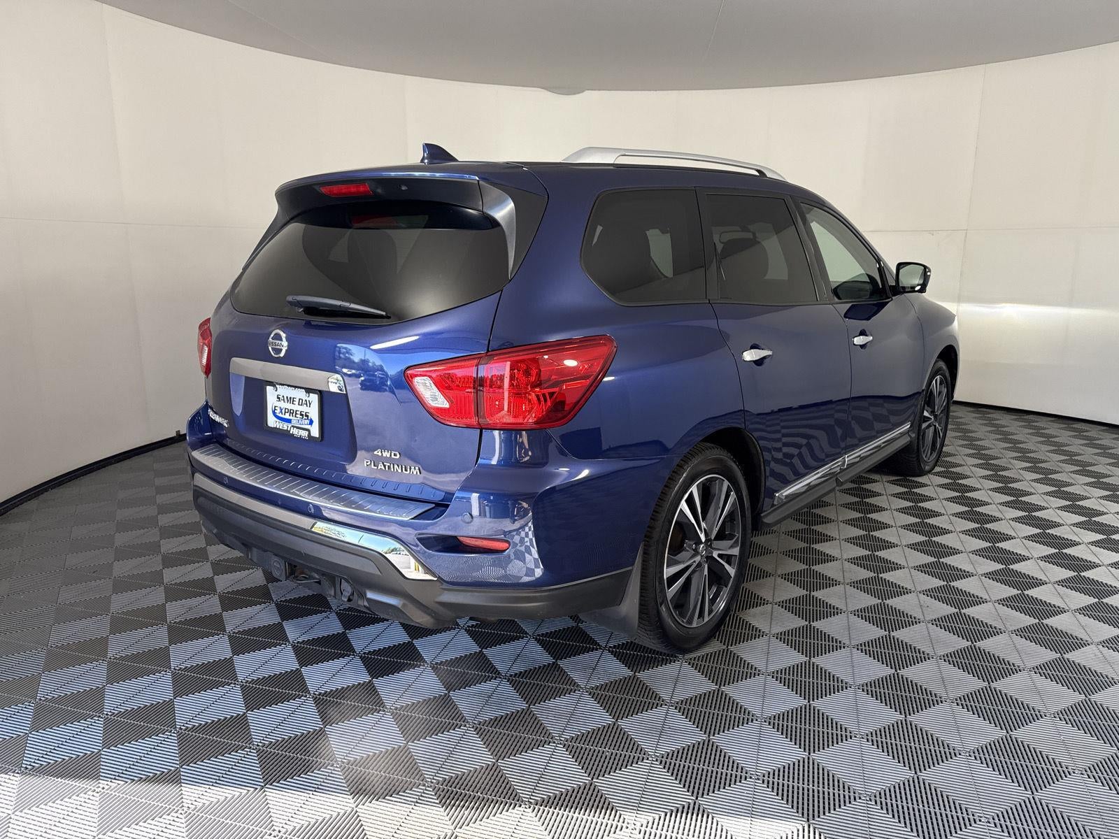 2019 Nissan Pathfinder Platinum