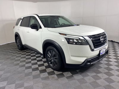 2024 Nissan Pathfinder S