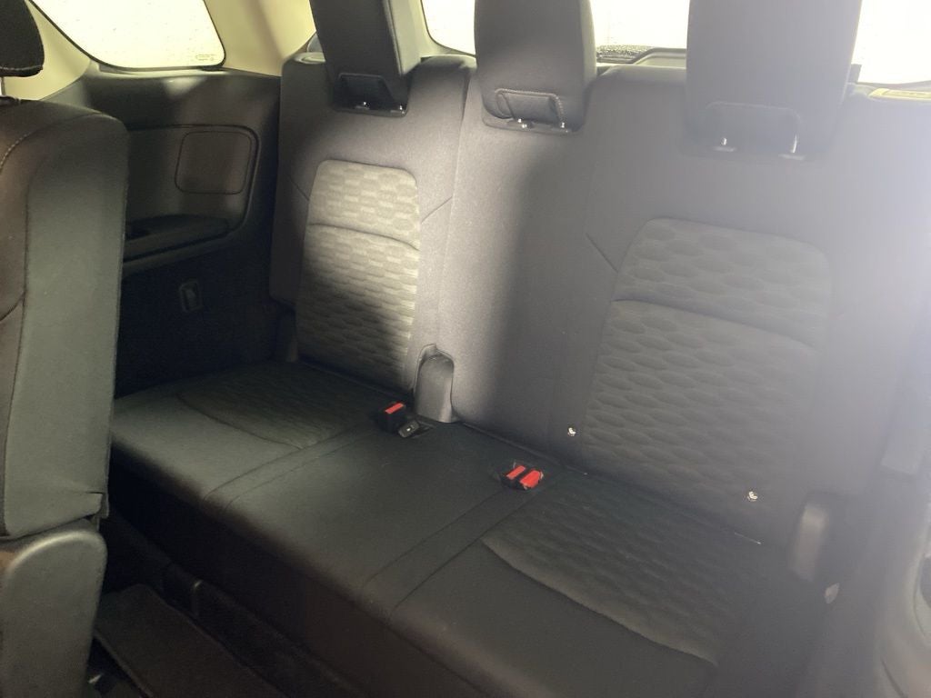 2024 Nissan Pathfinder S