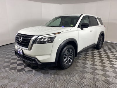 2024 Nissan Pathfinder S