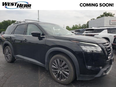 2024 Nissan Pathfinder SL
