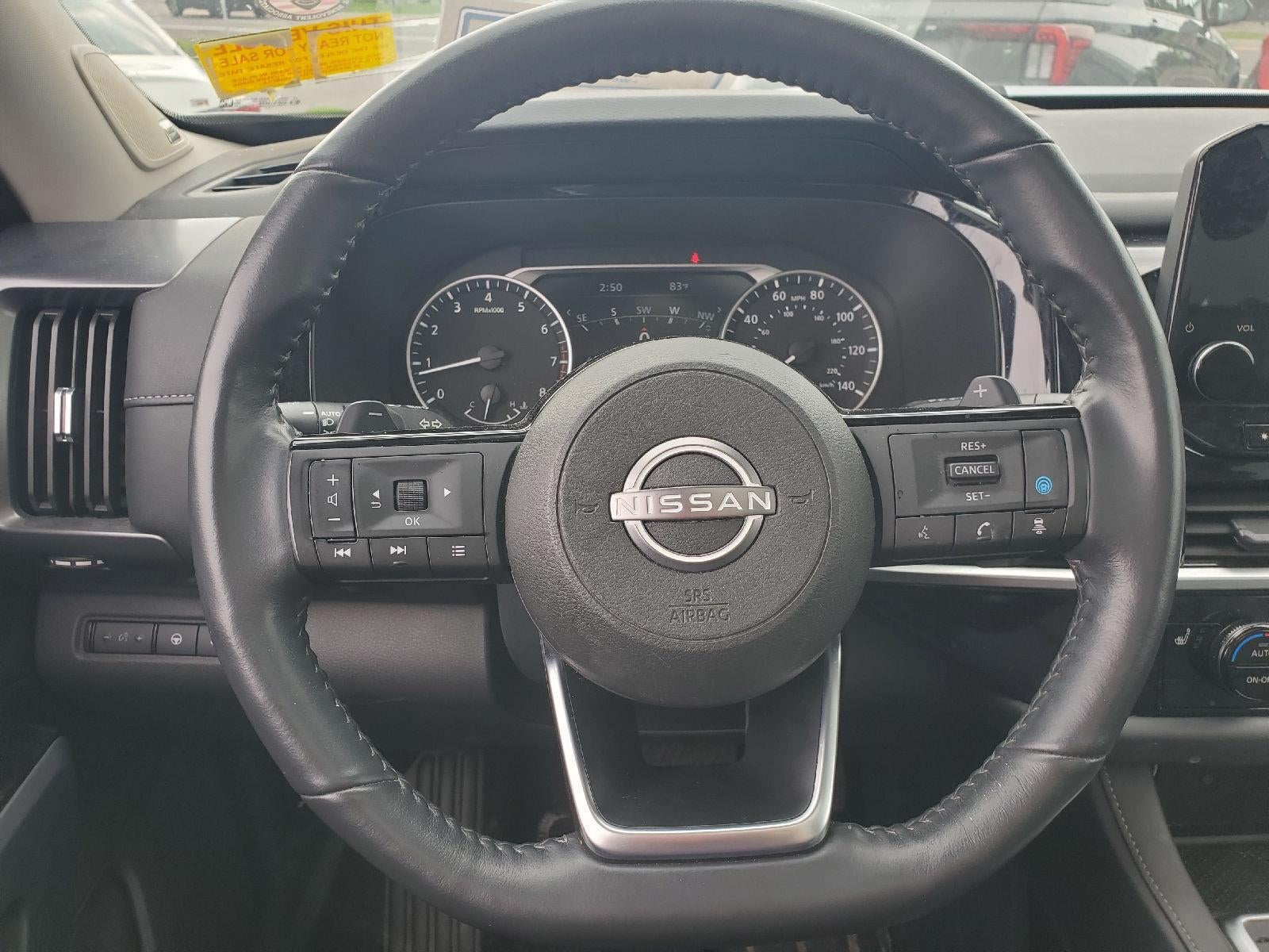 2024 Nissan Pathfinder SL