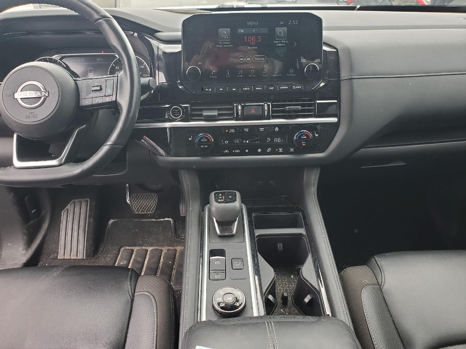 2024 Nissan Pathfinder SL
