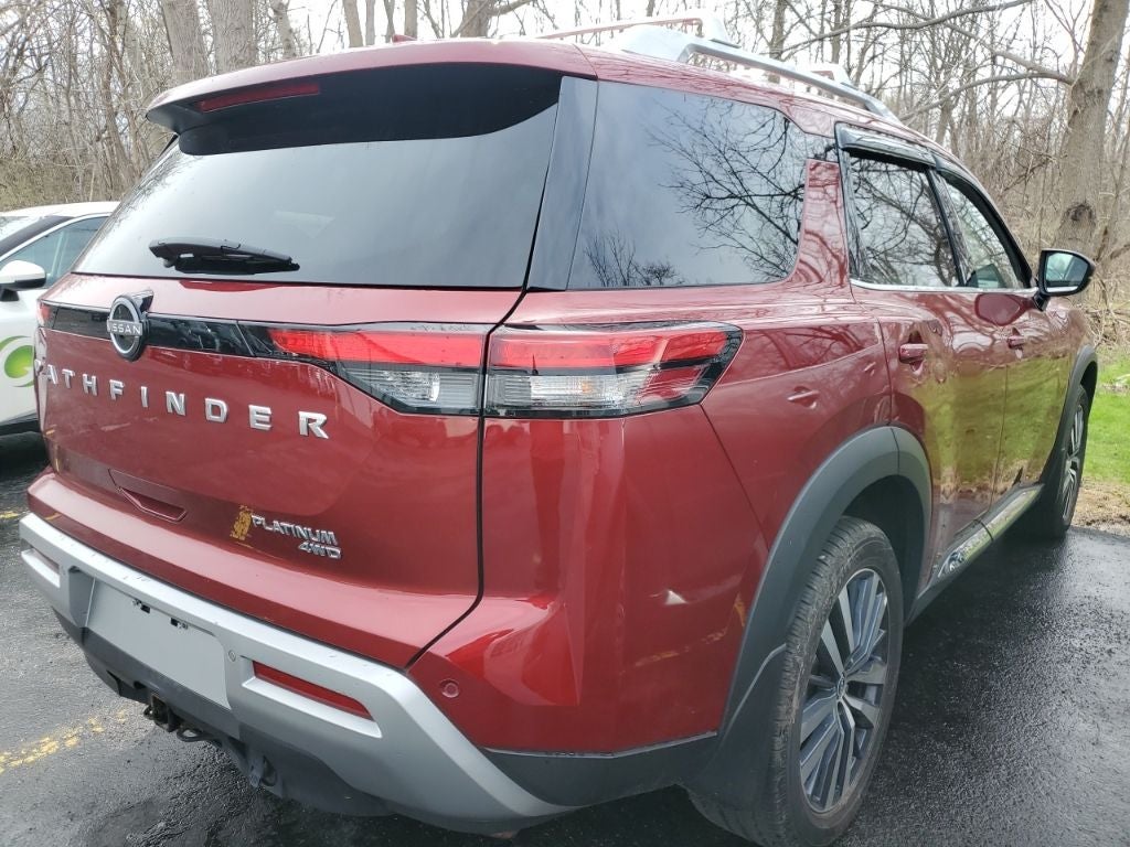 2022 Nissan Pathfinder Platinum