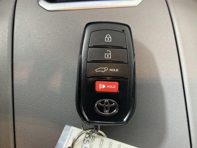 2025 Toyota Highlander XLE