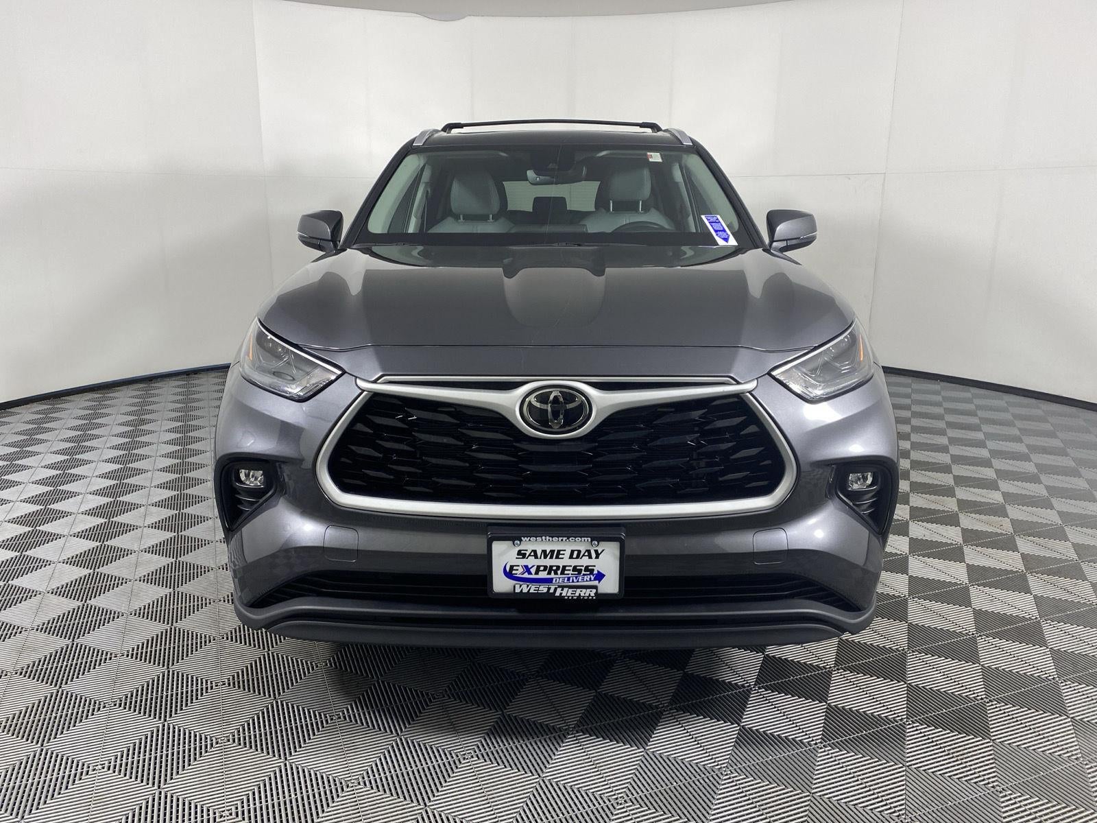 2025 Toyota Highlander XLE