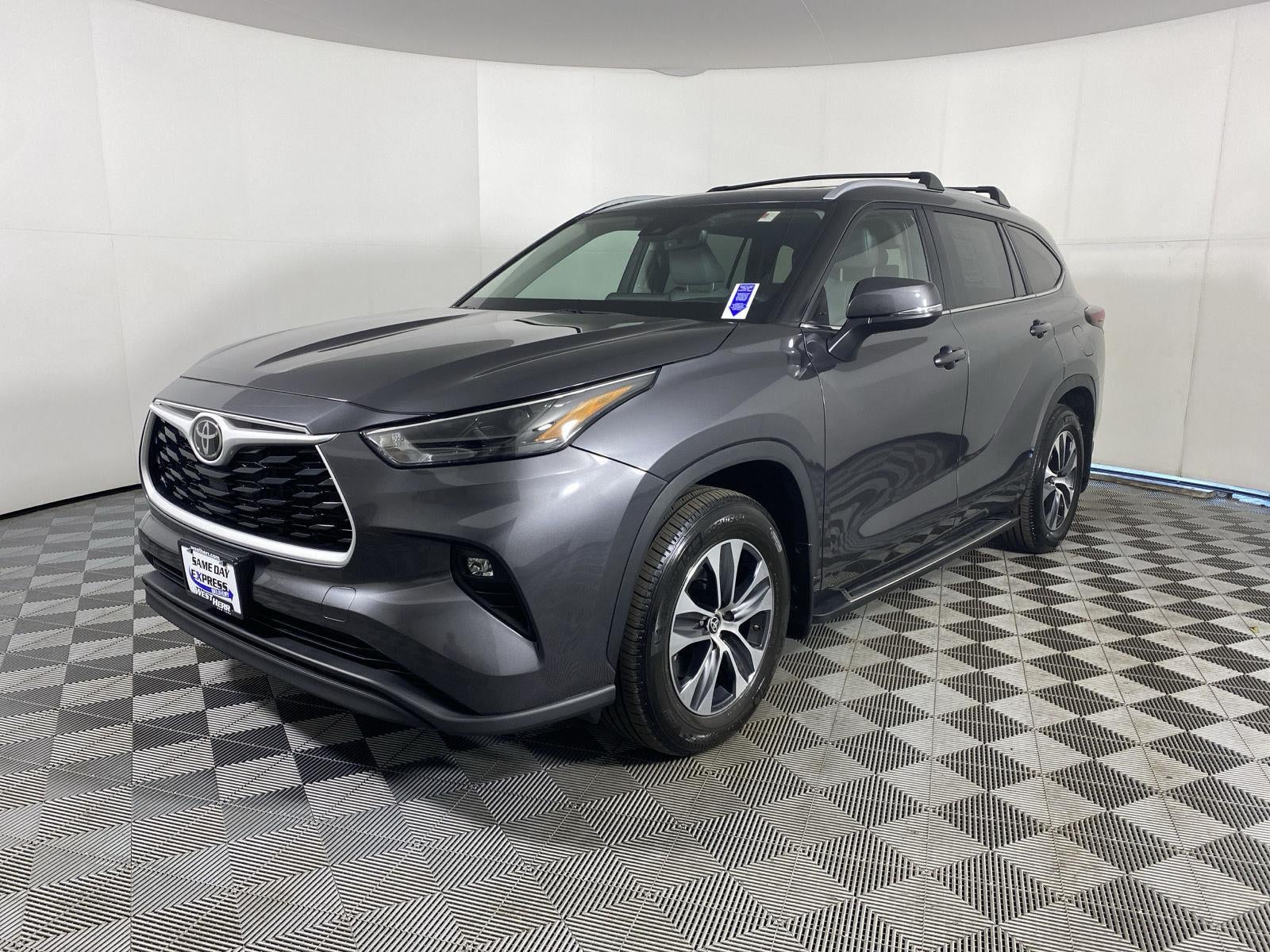 2025 Toyota Highlander XLE