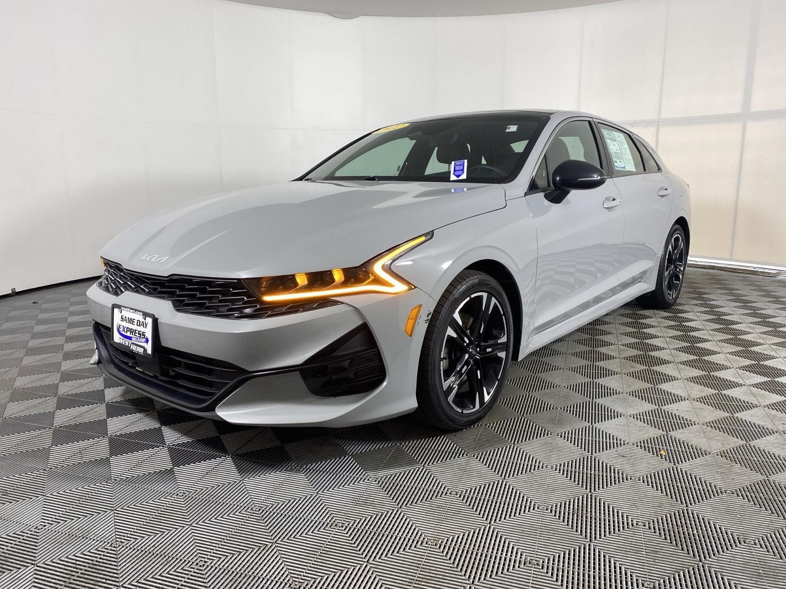 2022 Kia K5 GT-Line