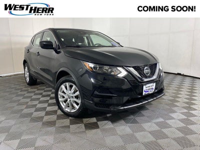 2022 Nissan Rogue Sport S