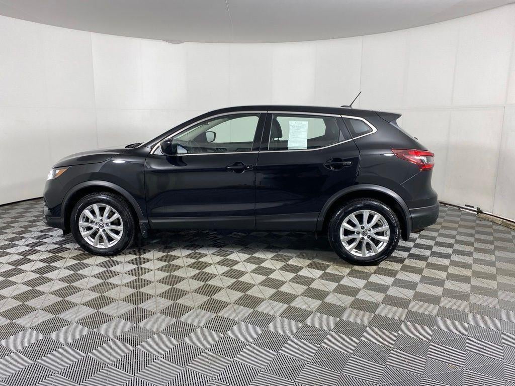 2022 Nissan Rogue Sport S