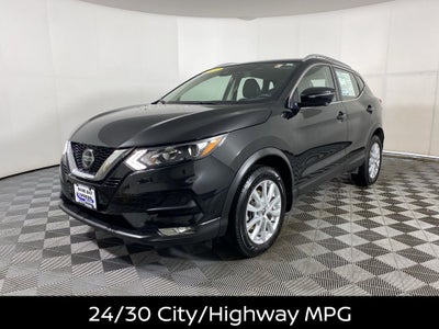 2022 Nissan Rogue Sport SV