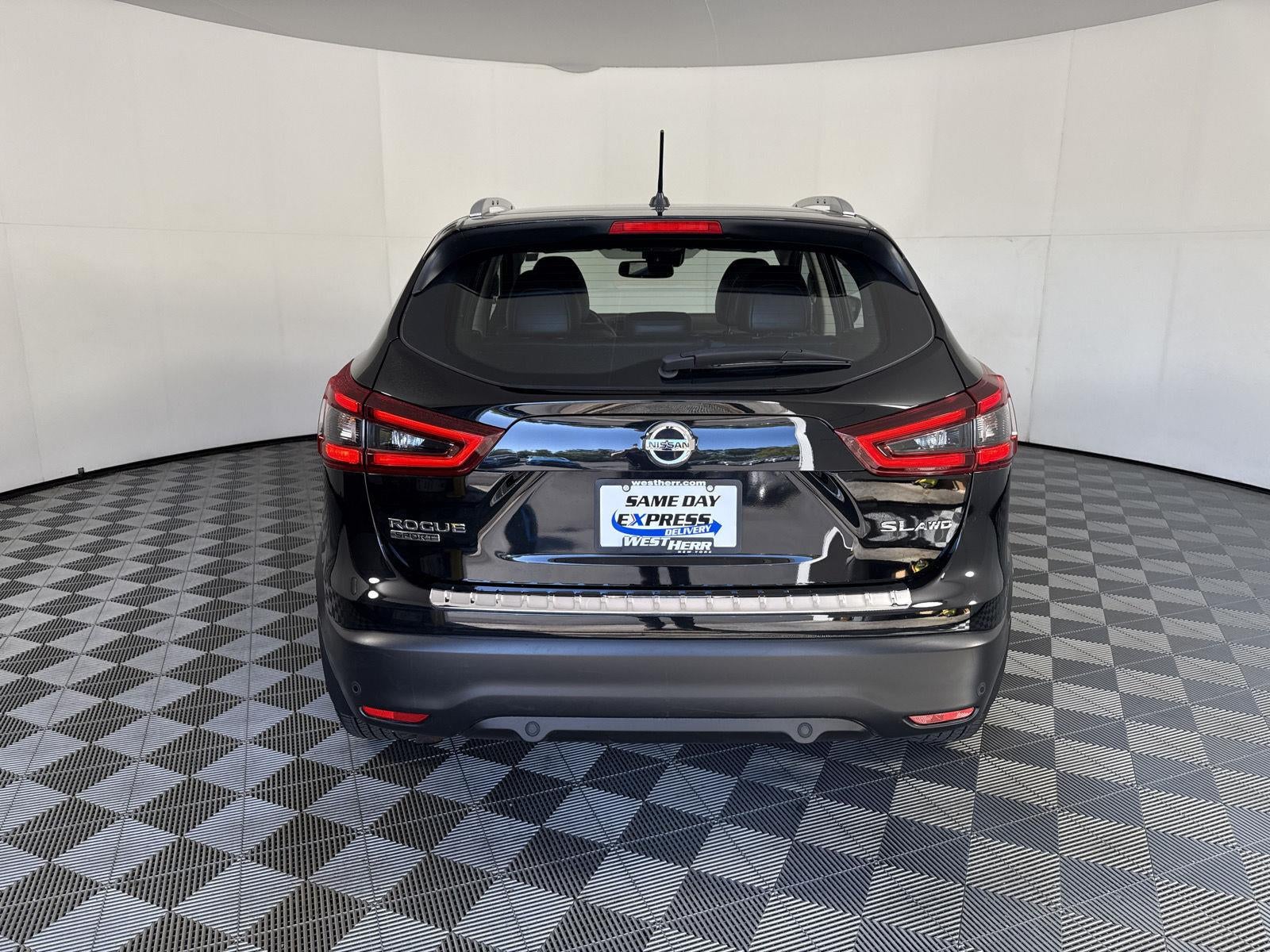 2020 Nissan Rogue Sport SL