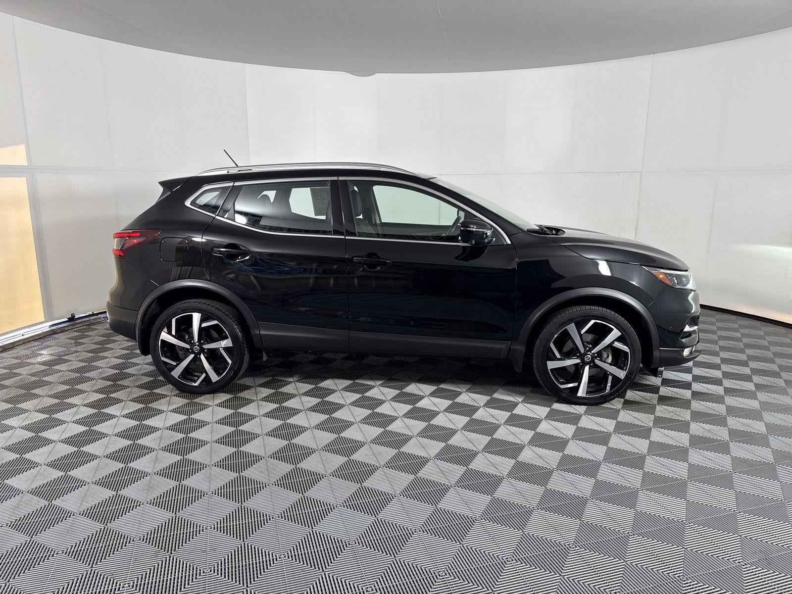 2020 Nissan Rogue Sport SL