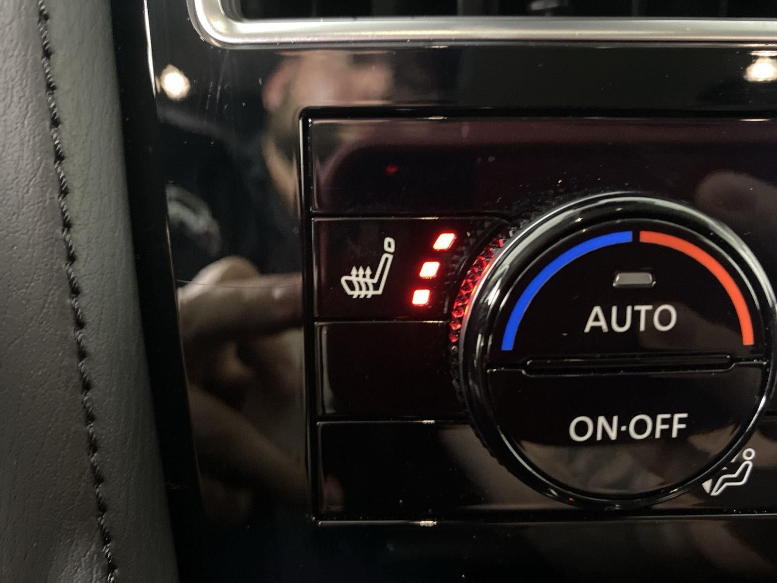 2024 Nissan Armada SV
