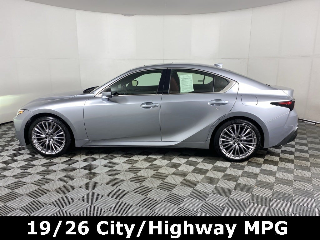 2024 Lexus IS 300