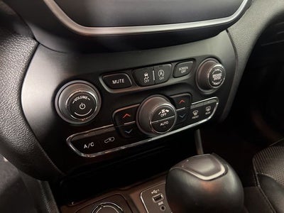 2023 Jeep Cherokee Altitude