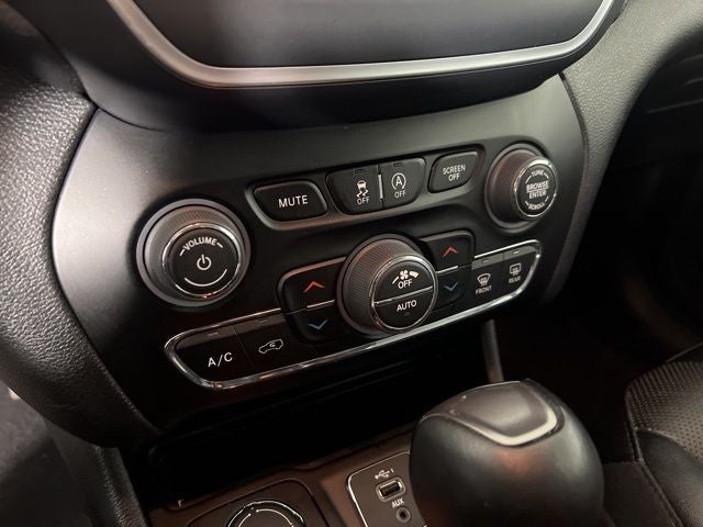 2023 Jeep Cherokee Altitude