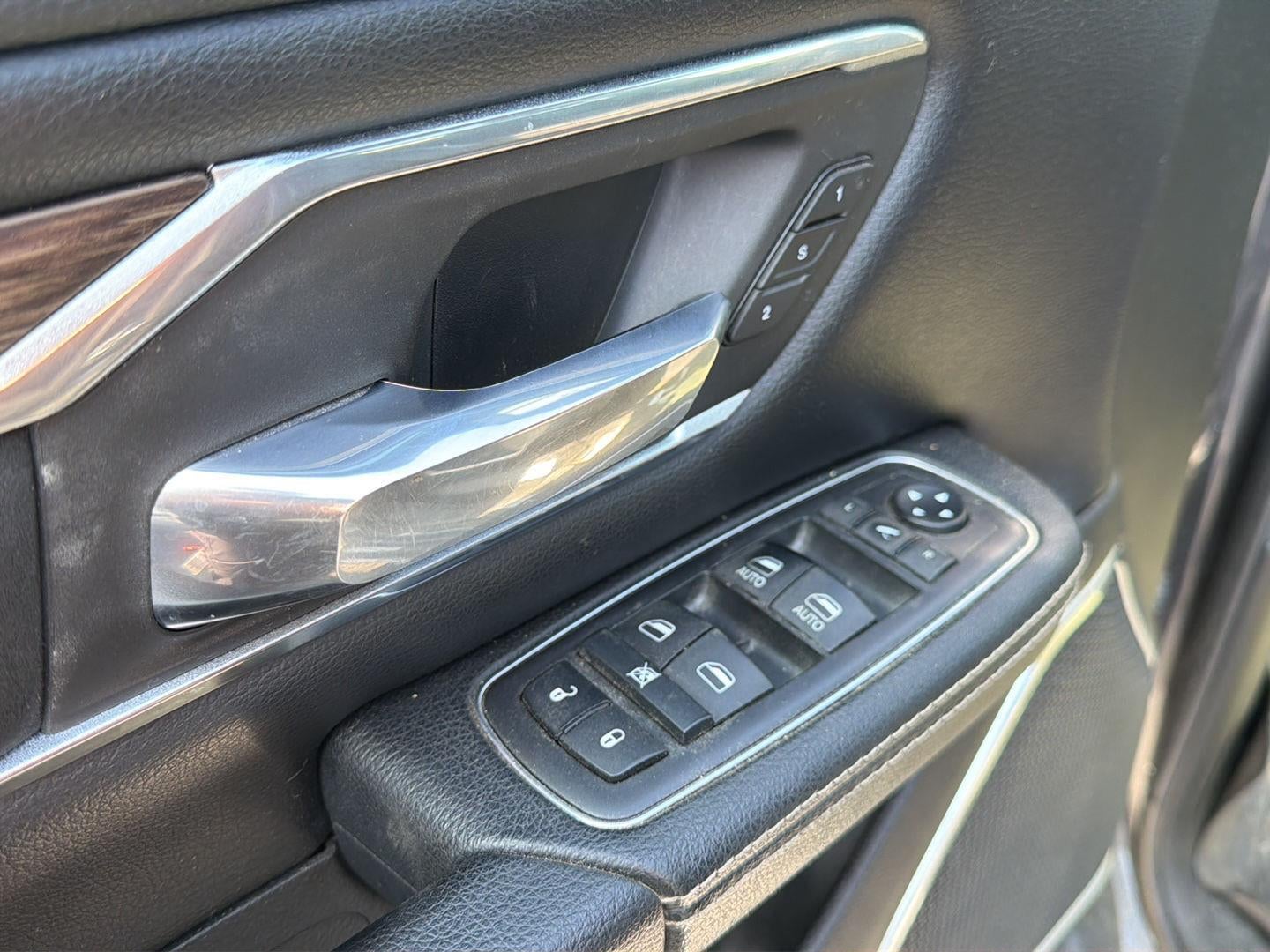 2019 RAM 1500 Laramie