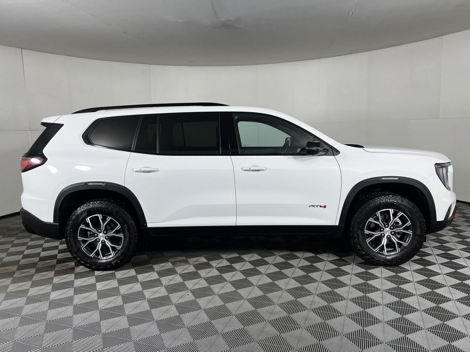2025 GMC Acadia AWD AT4
