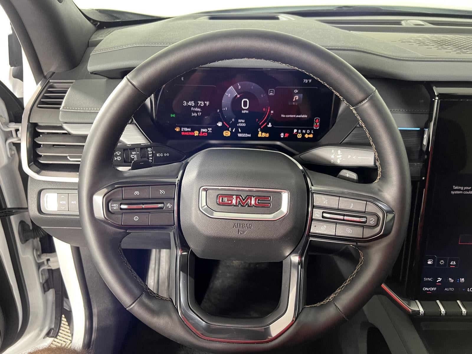 2025 GMC Acadia AWD AT4