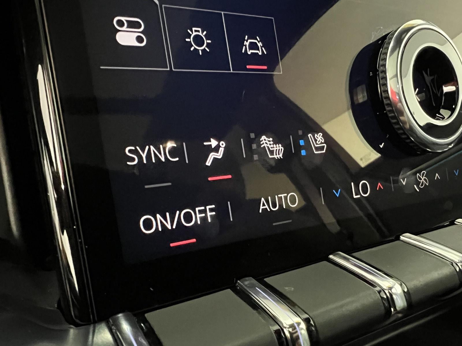 2025 GMC Acadia AWD AT4