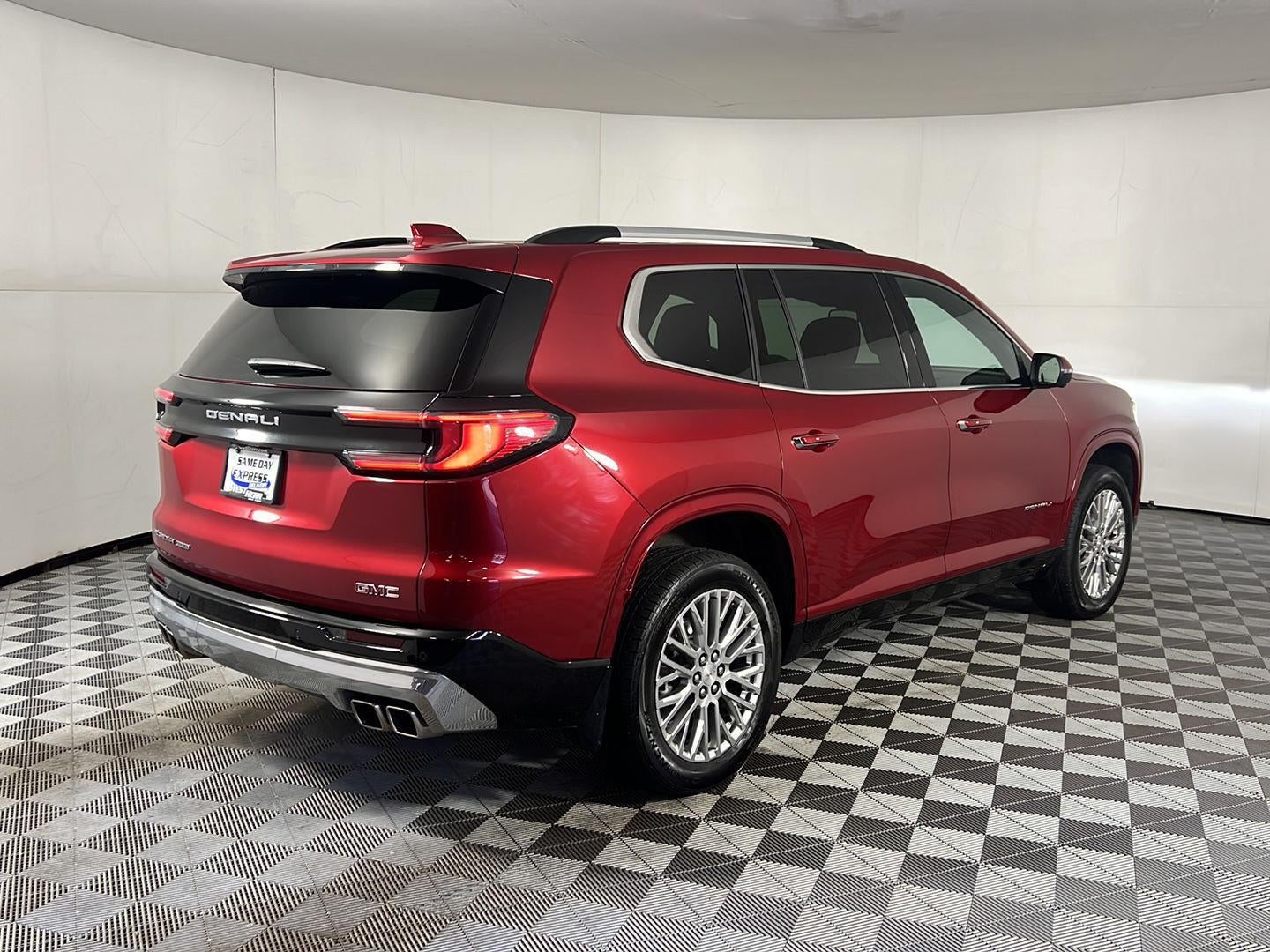 2024 GMC Acadia AWD Denali