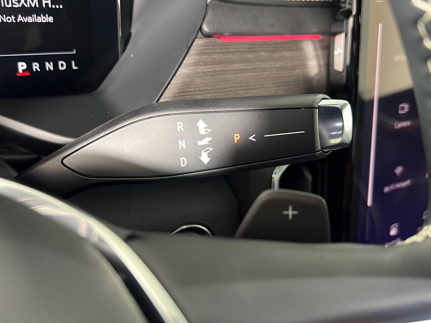 2024 GMC Acadia AWD Denali