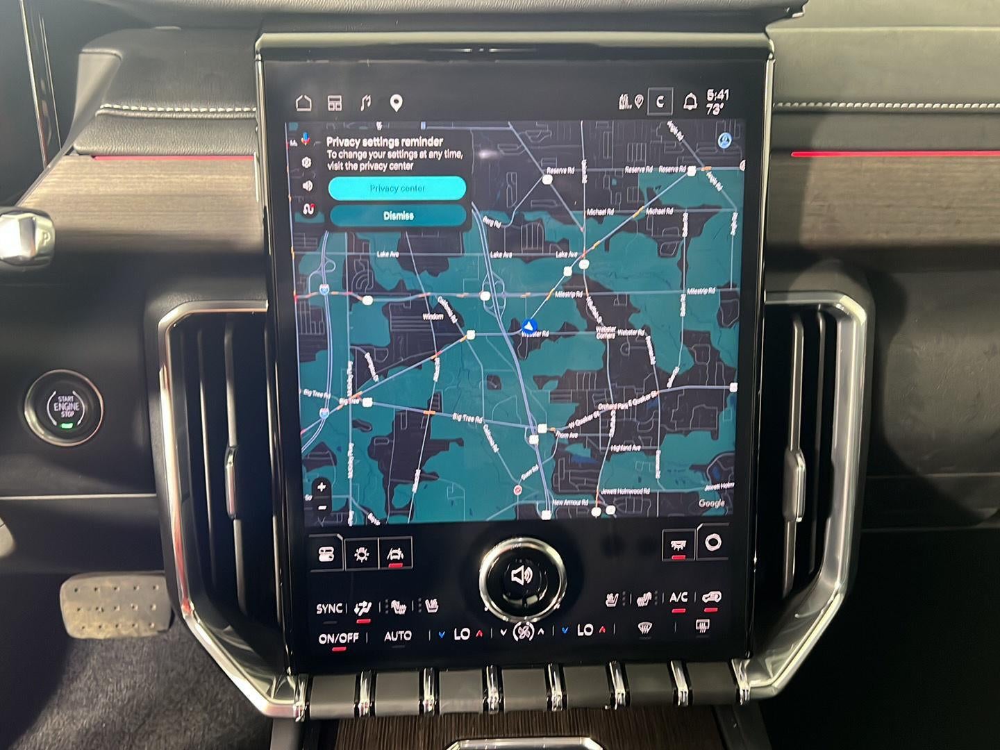 2024 GMC Acadia AWD Denali