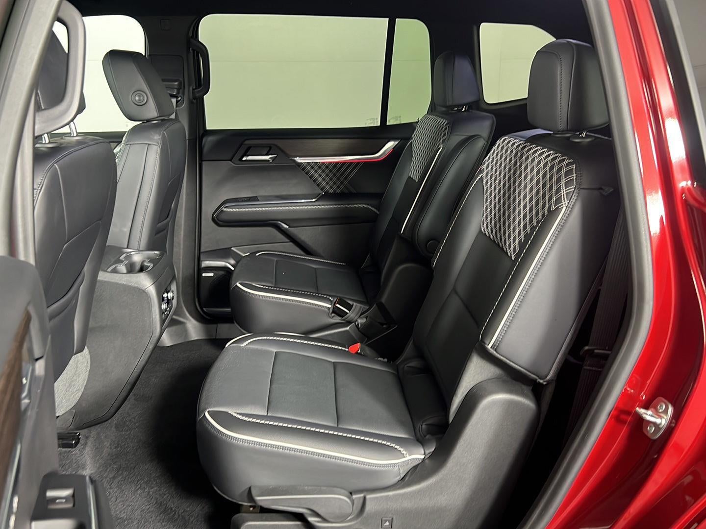 2024 GMC Acadia AWD Denali