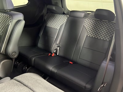 2024 GMC Acadia AWD Denali