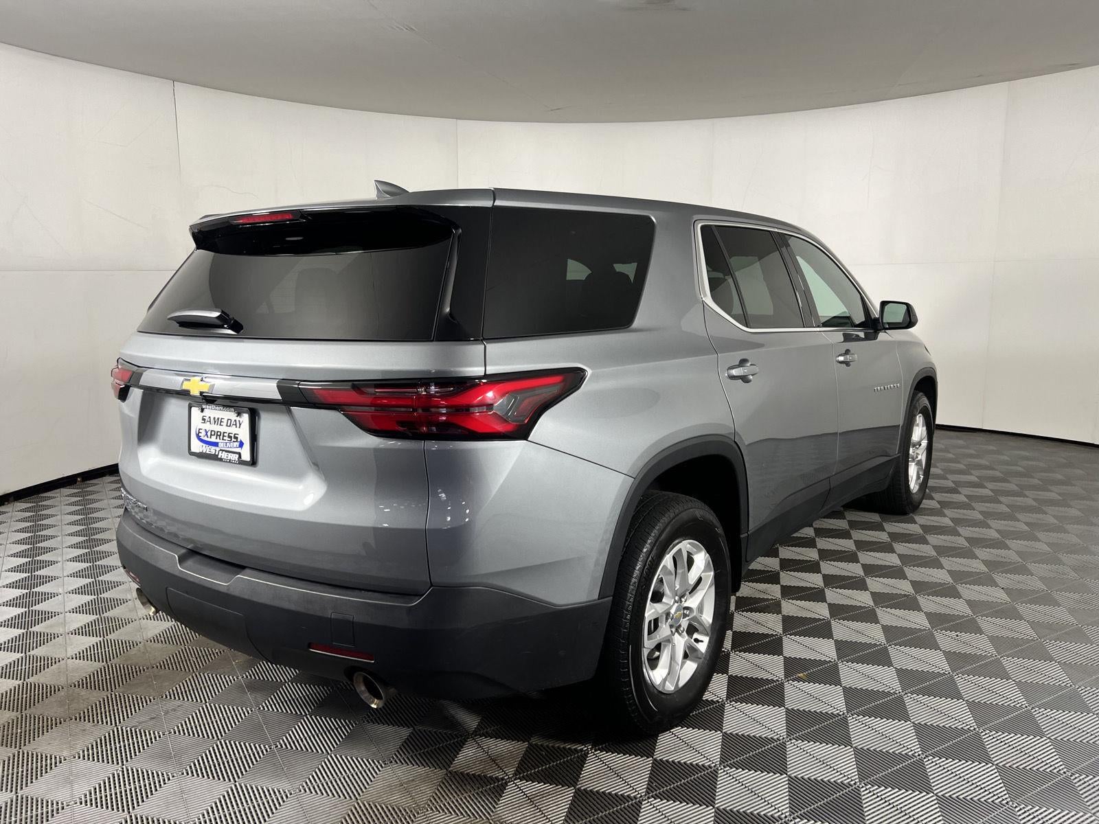 2023 Chevrolet Traverse LS
