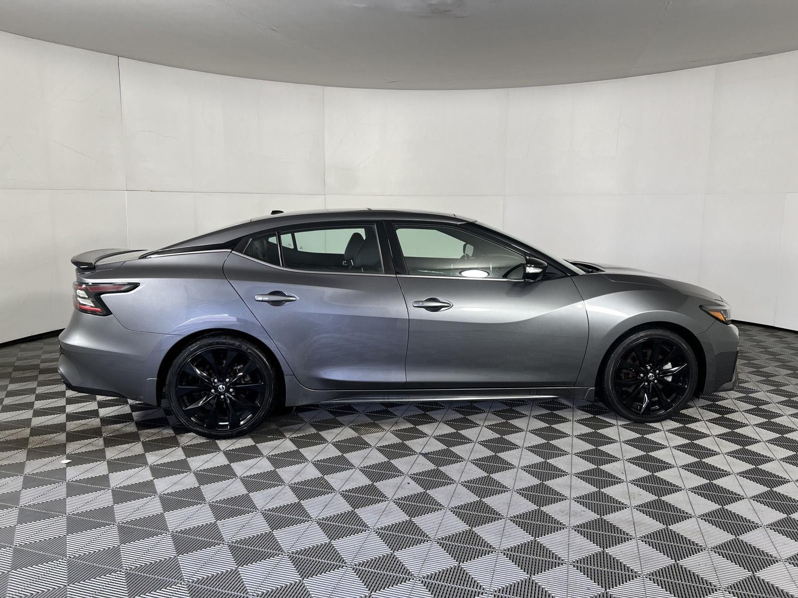 2022 Nissan Maxima SR