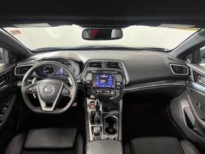 2022 Nissan Maxima SR